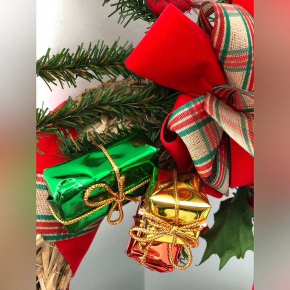 🎅🏻Holiday Red Plaid Cardinal Mistletoe Christmas Wreath - Picture 4 of 6